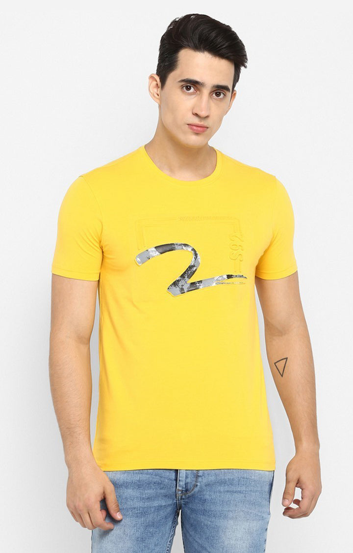 Spykar Yellow Printed Slim Fit Men T-Shirts