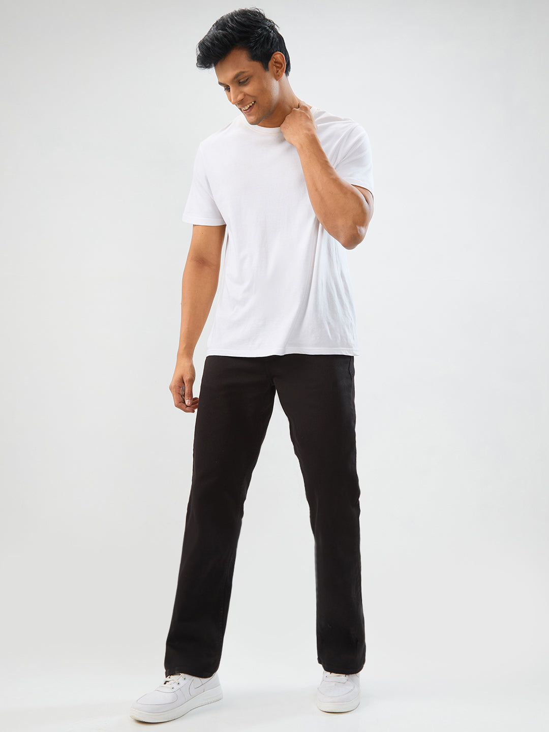 Spykar Black Regular Fit Boot Cut Mid Rise Jeans For Men