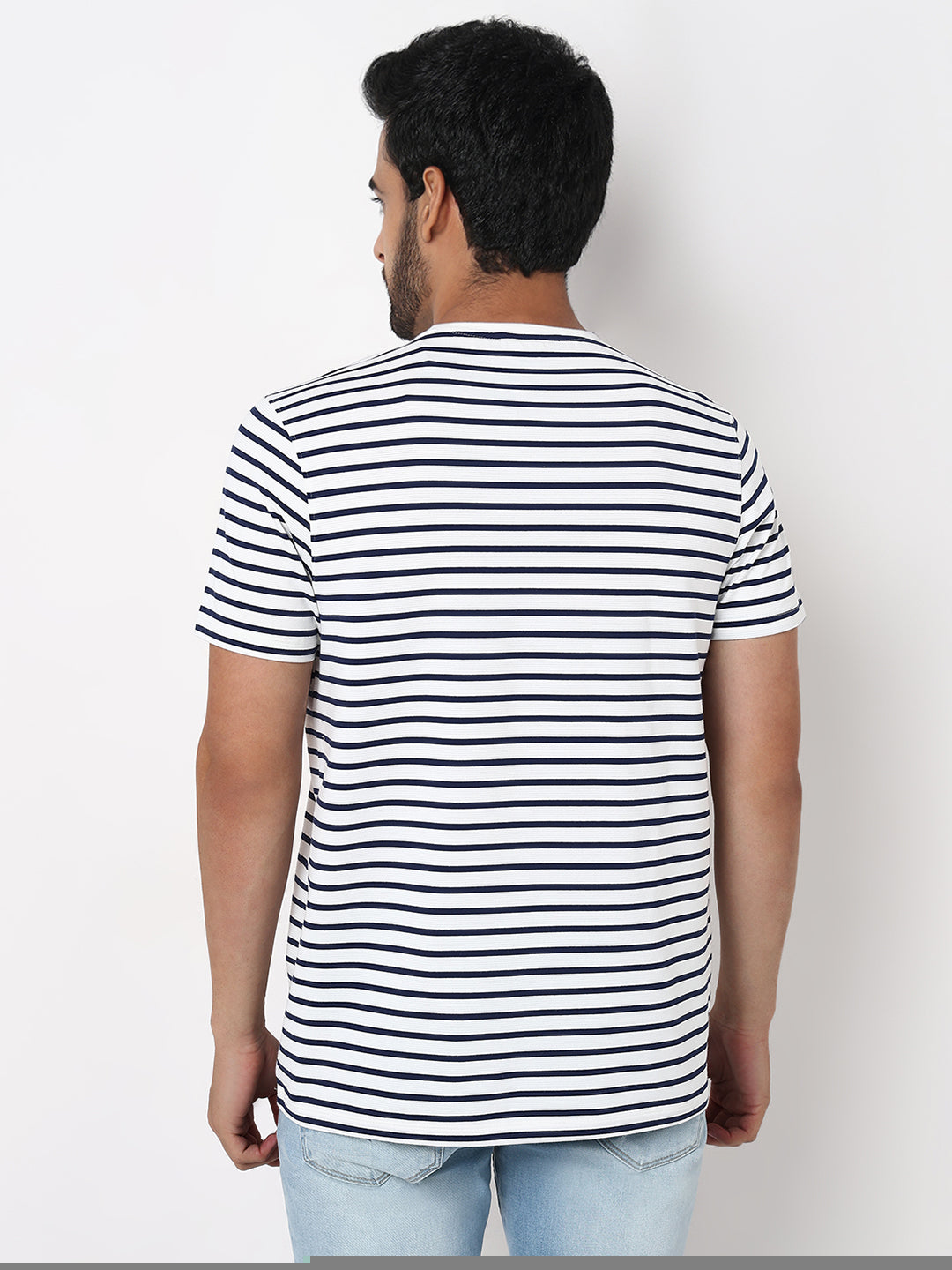 Spykar Navy Blue Slim Fit Casual T-Shirts For Men