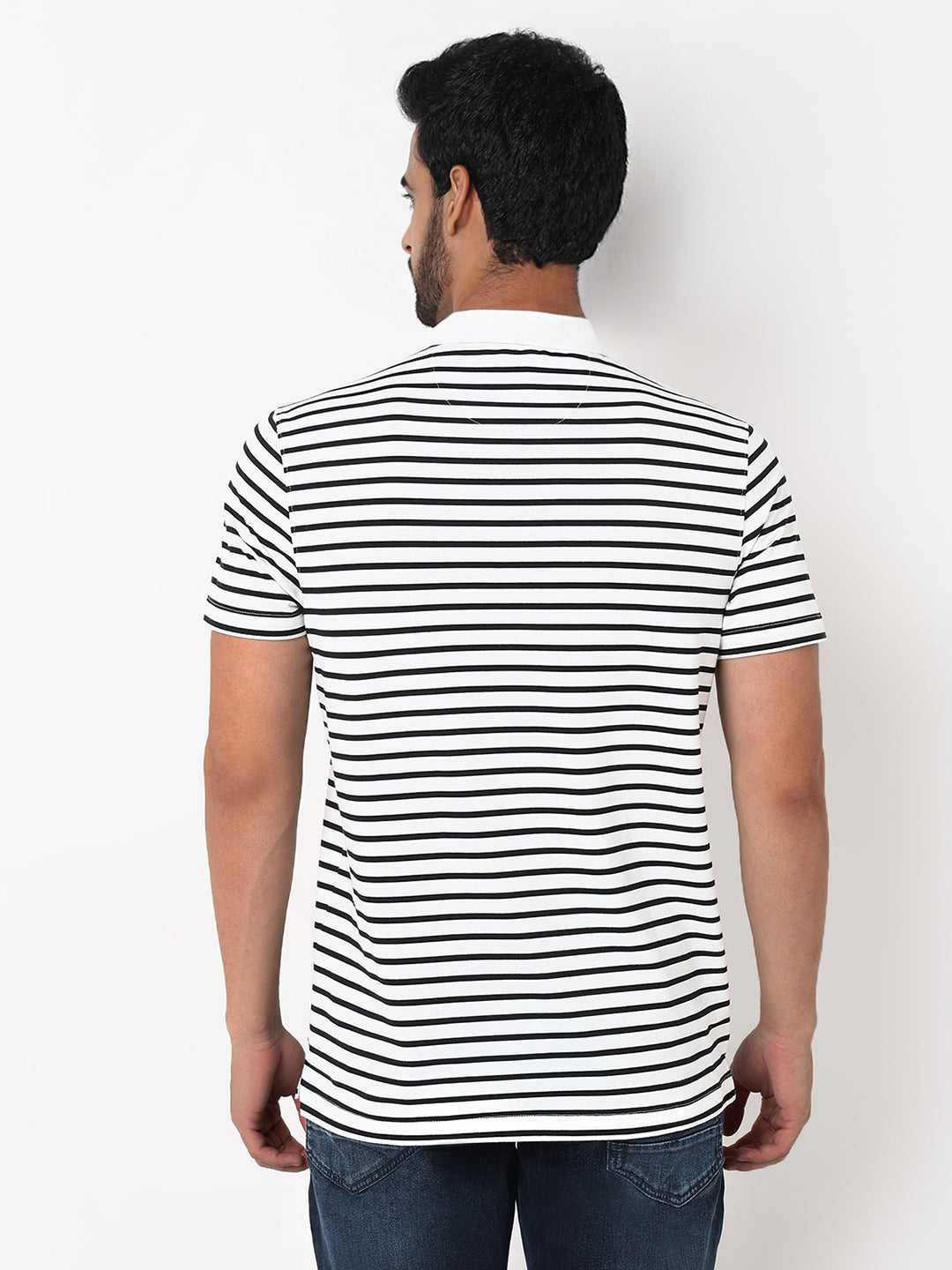 Spykar White Slim Fit Casual T-Shirts For Men