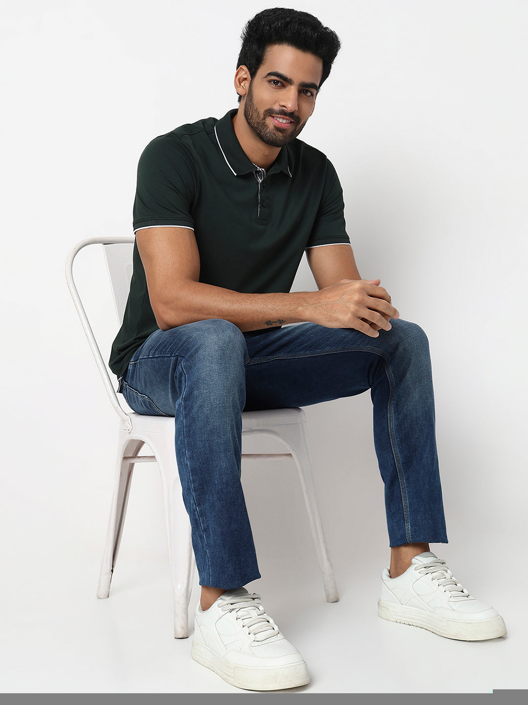 Spykar Bottle Green Slim Fit Casual T-Shirts For Men