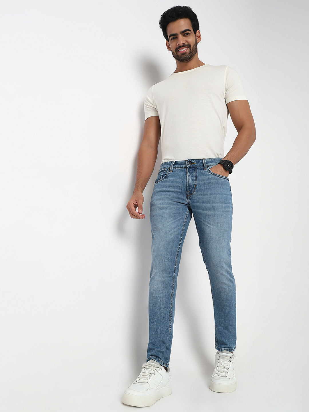 Spykar Mid Blue Low Rise Slim Fit Casual Jeans For Men