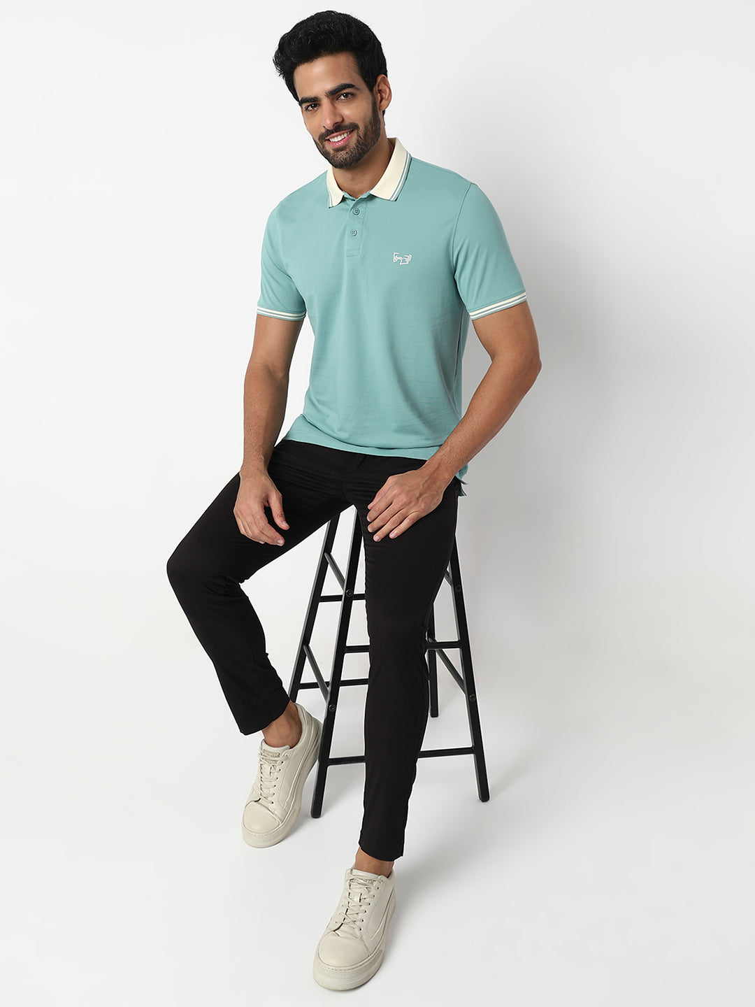 Spykar Sea Blue Slim Fit Casual T-Shirts For Men