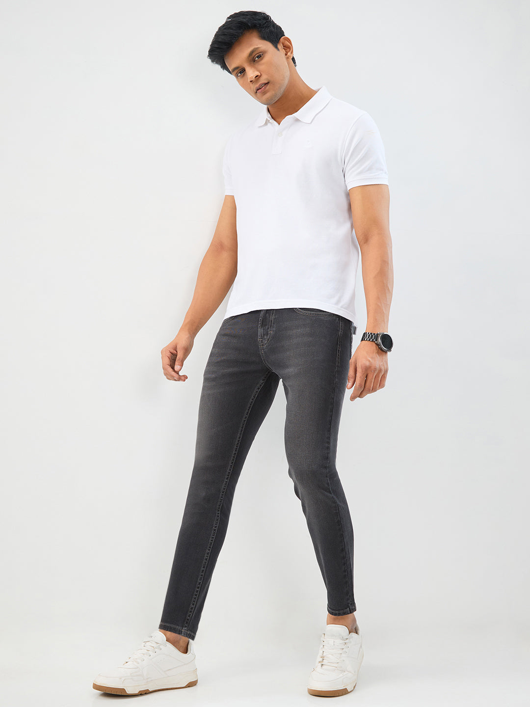 Spykar Charcoal Black Slim Fit Mid Rise Jeans For Men