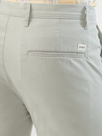 Men Trouser Slim Fit Green Mid Rise