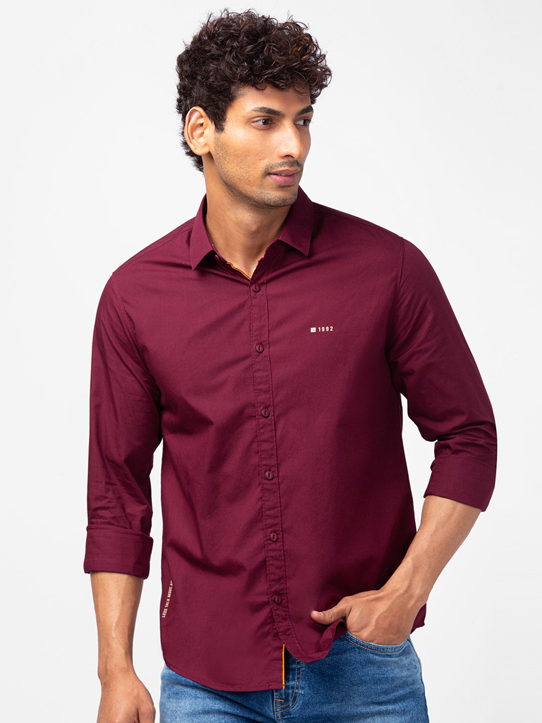 Spykar Men Wine Red Cotton Slim Fit Plain Shirts