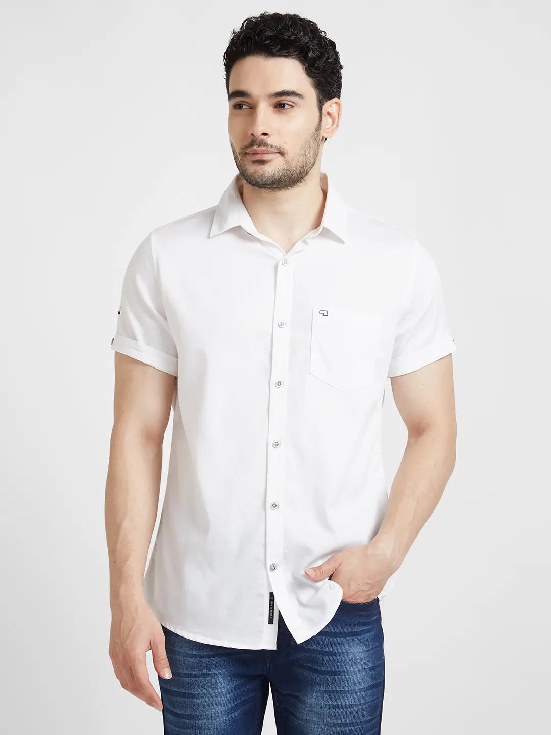 Spykar Men White Dyed Regular Slim Fit Half Sleeve Plain Shirt