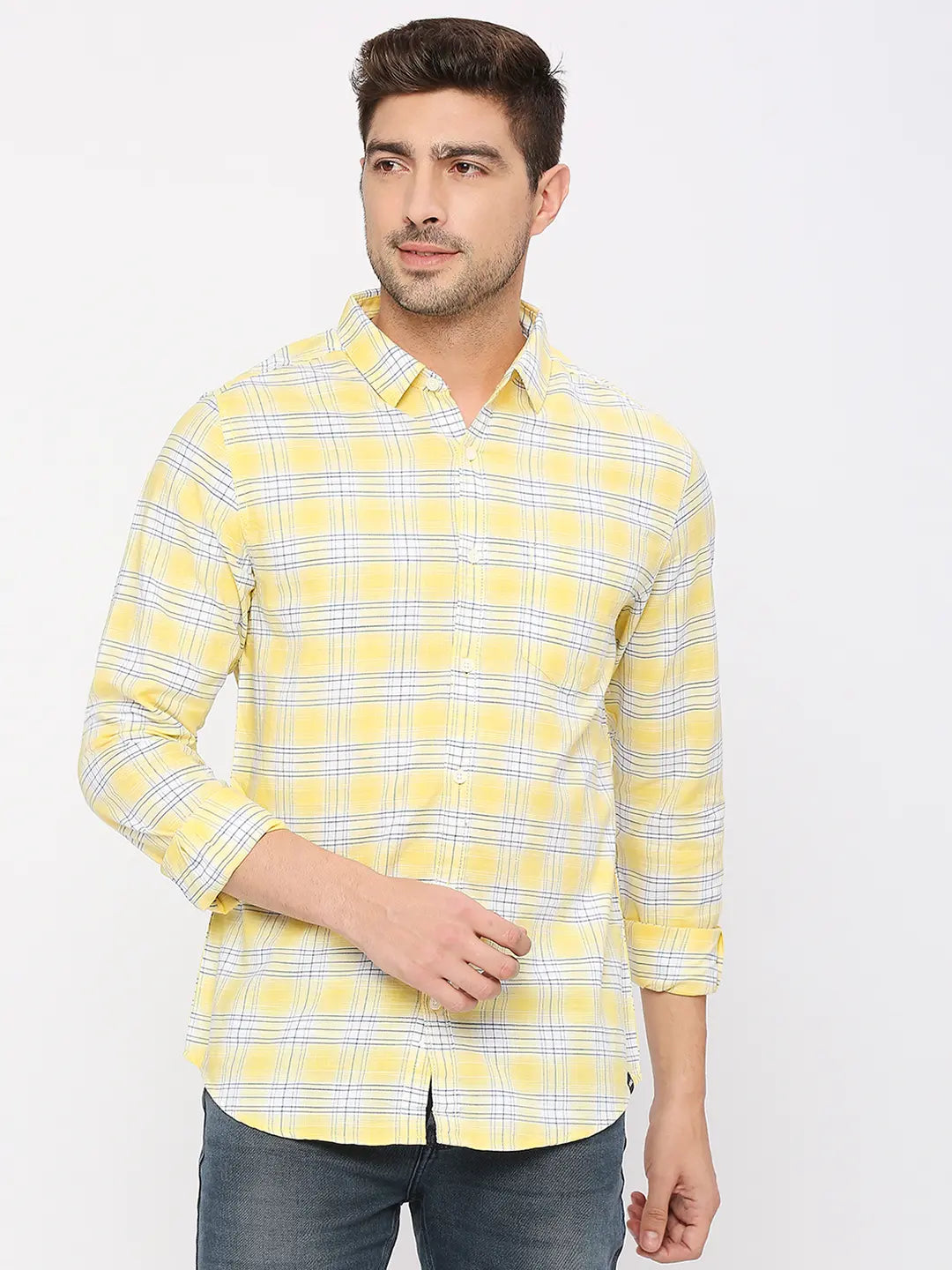 Spykar Men Powder Yellow Slim Fit Cotton Checkered Shirt