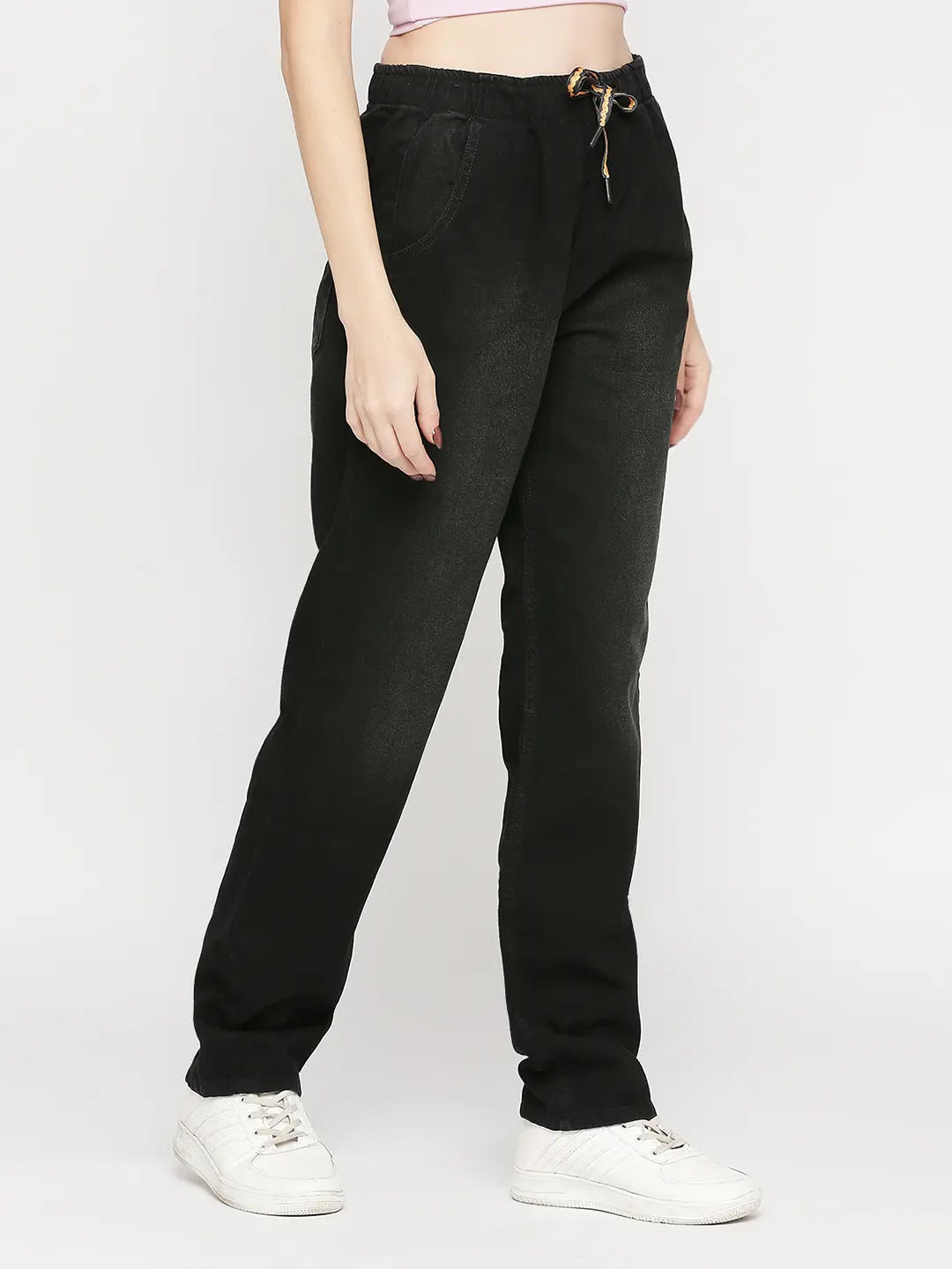 Women Bella Jeans Straight Fit Black High Rise