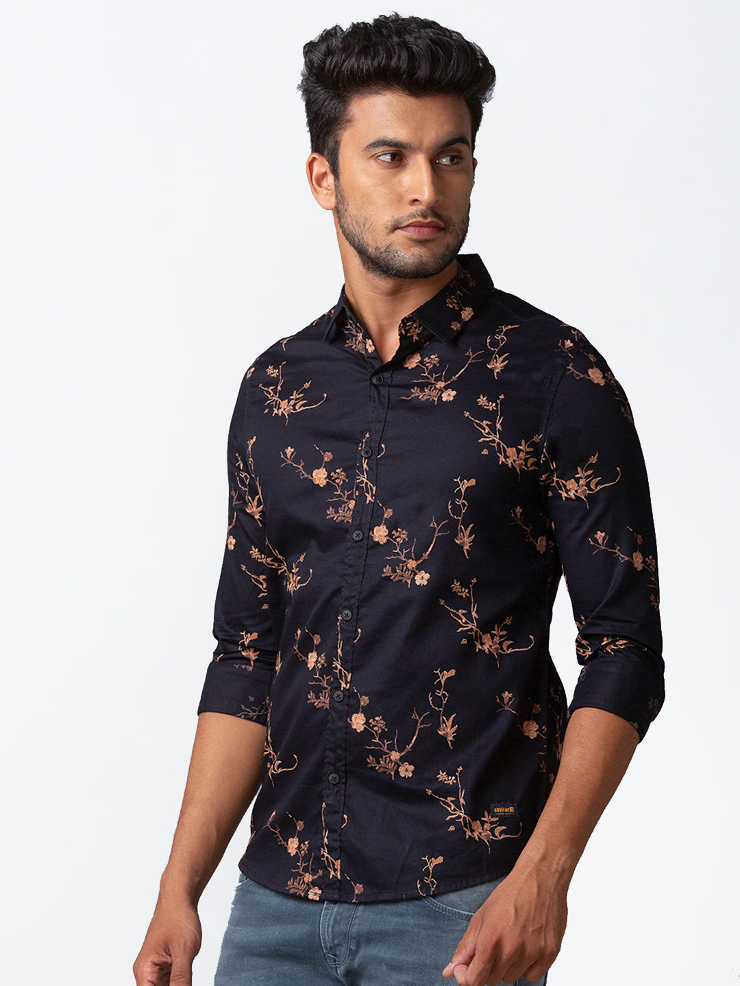 Spykar Black Cotton Slim Fit Shirts For Men