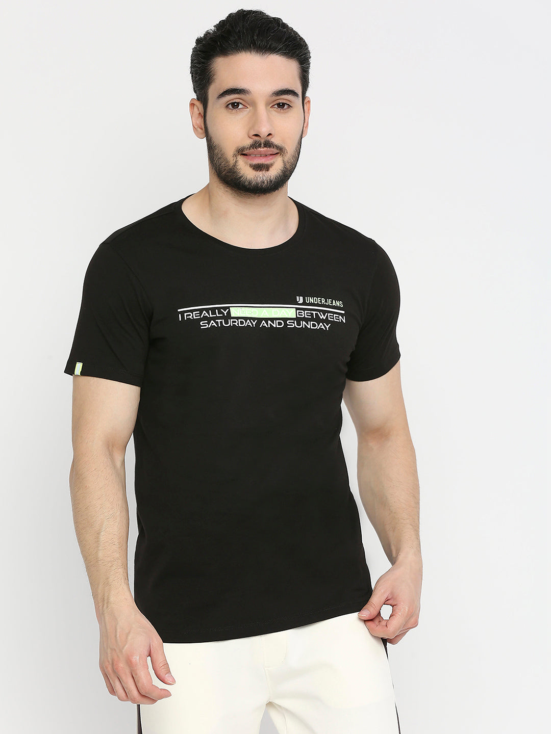 Men Premium Cotton Black Round Neck Tshirt- Underjeans By Spykar