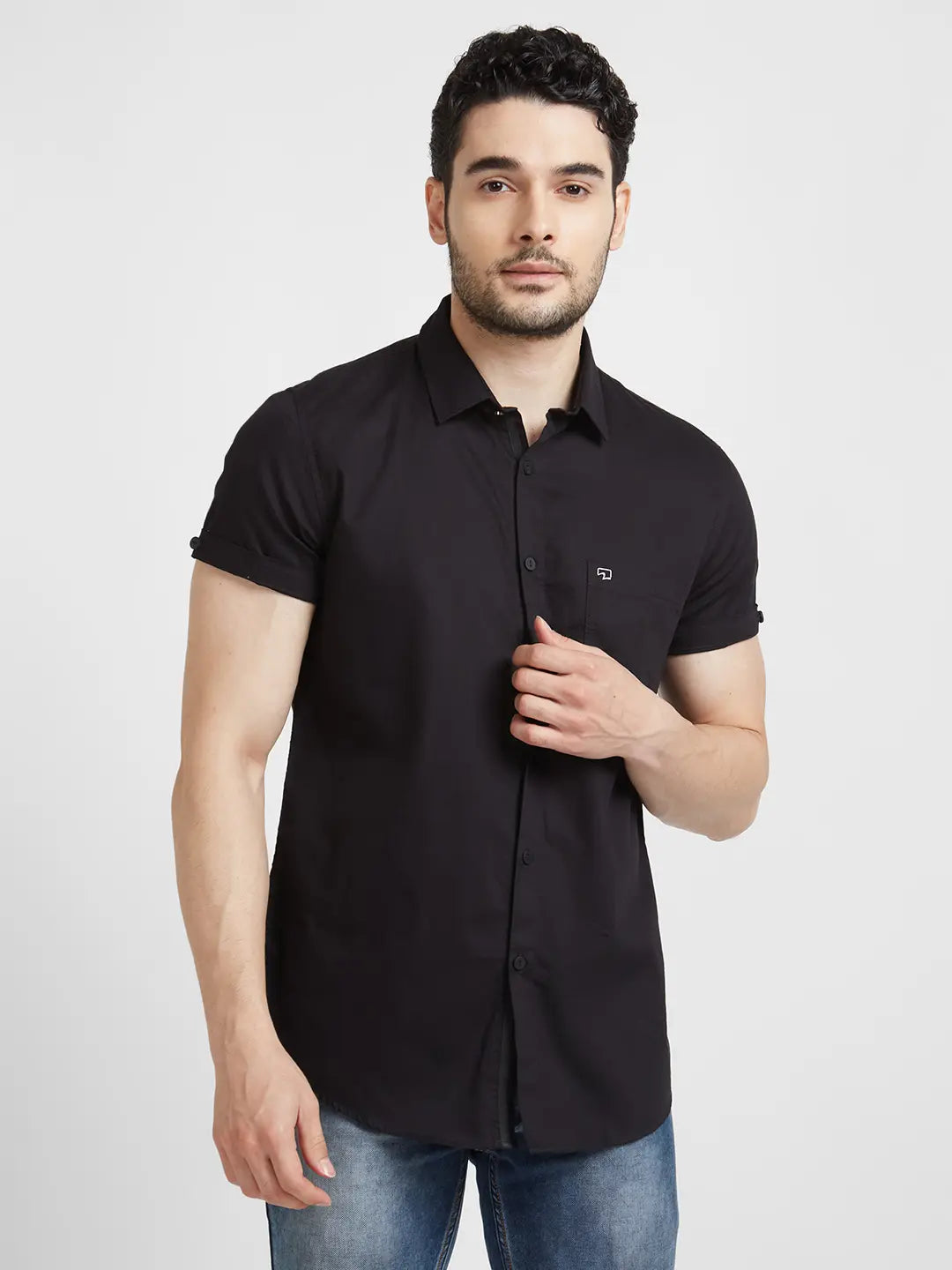 Spykar Men Black Dyed Regular Slim Fit Half Sleeve Plain Shirt