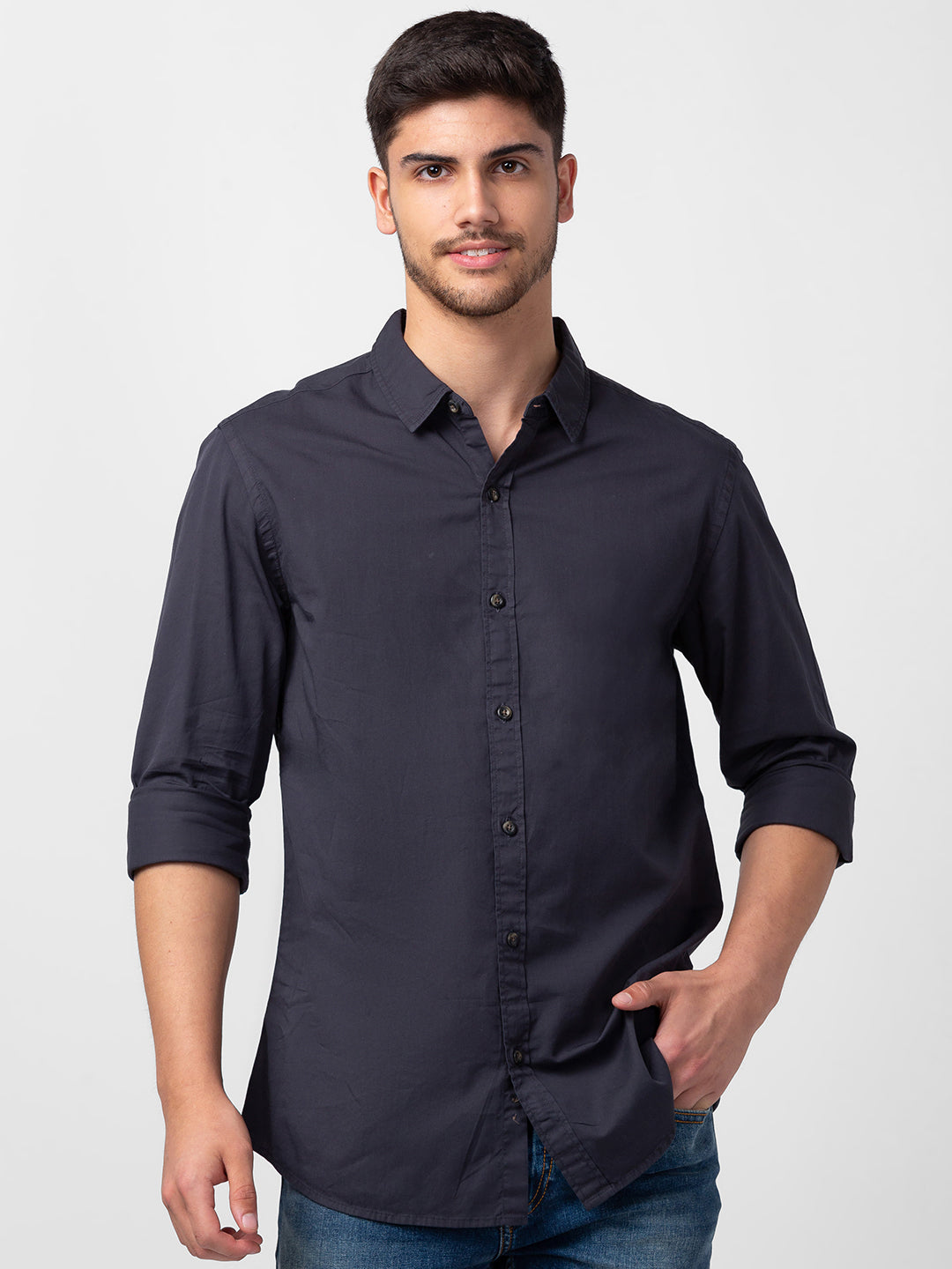 Spykar Men Charcoal Grey Cotton Slim Fit Plain Shirt