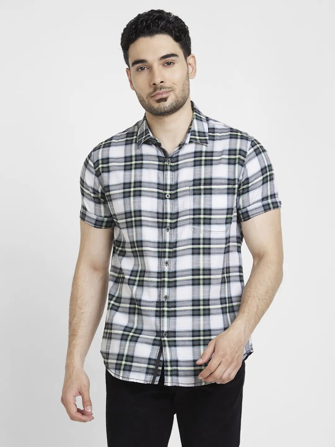 Spykar Men Black Cotton Linen Slim Fit Checkered Shirt