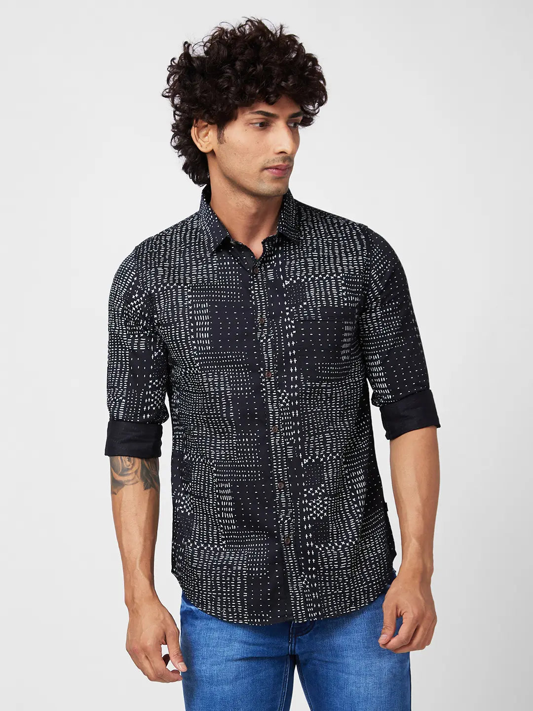 Spykar Men Black Cotton Regular Slim Fit Full Sleeve Causal Printed Shirt