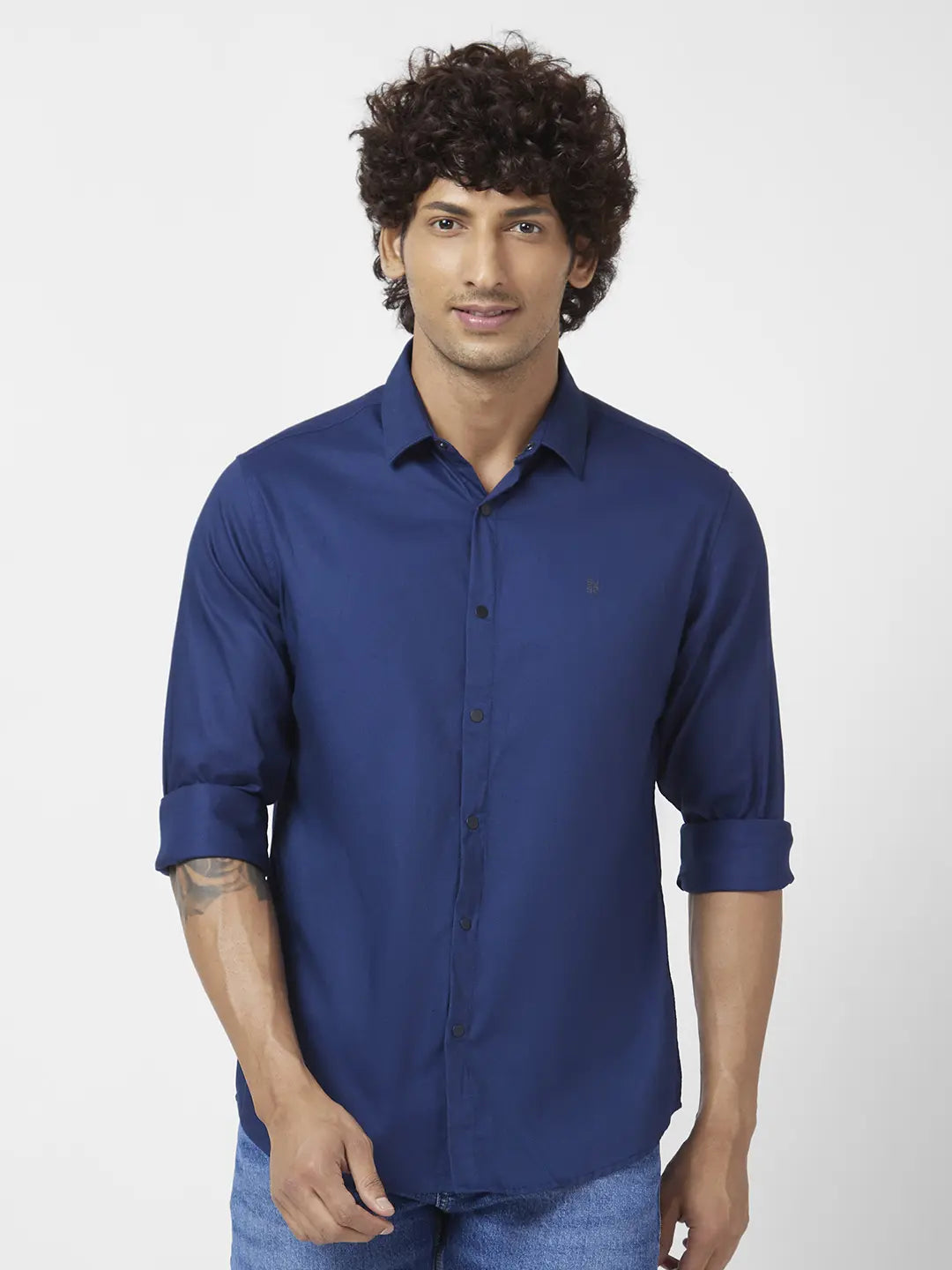 Spykar Men Indigo Blue Cotton Slim Fit Full Sleeve Plain Shirt