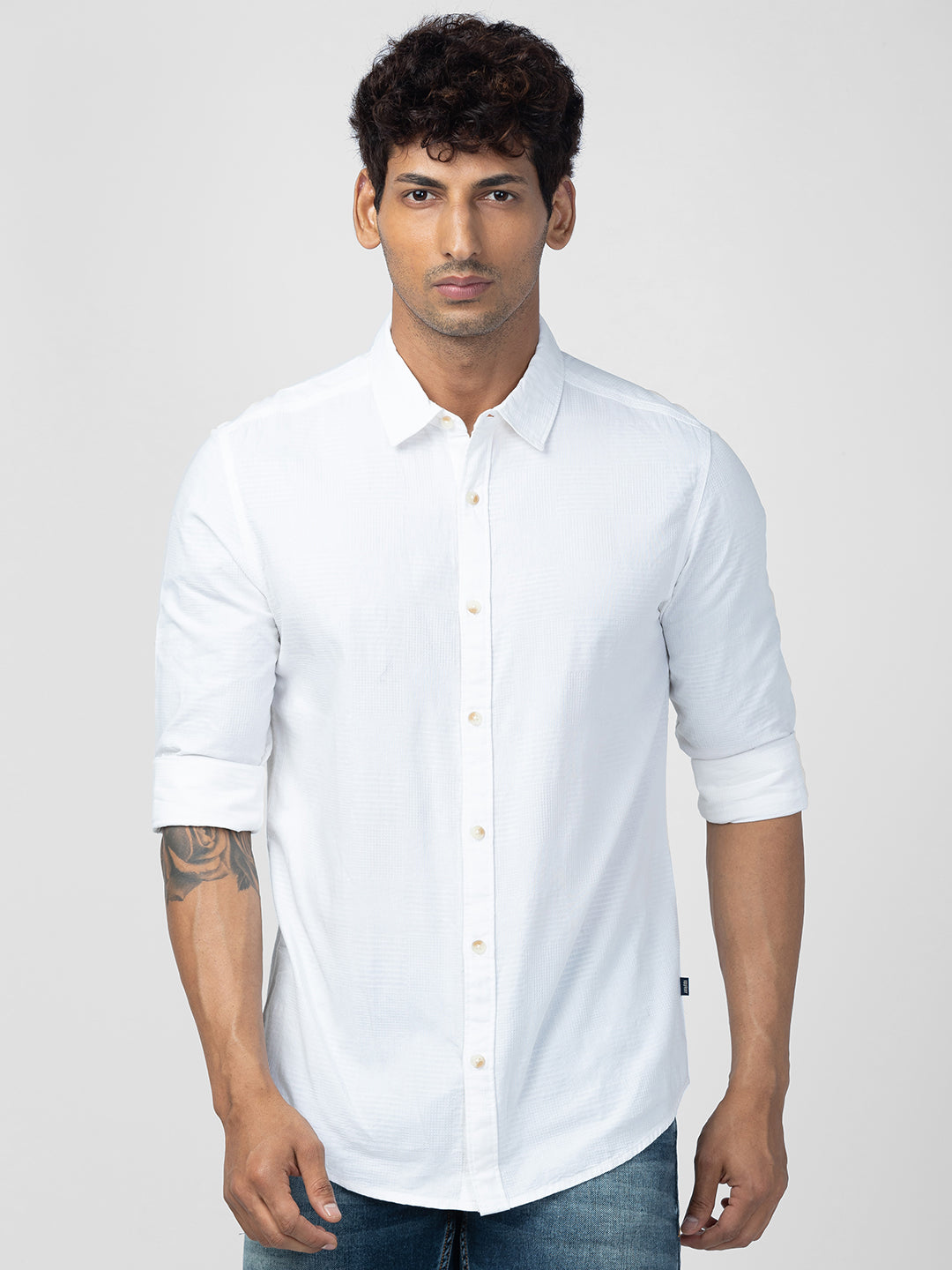 Spykar Men White Cotton Slim Fit Plain Shirt