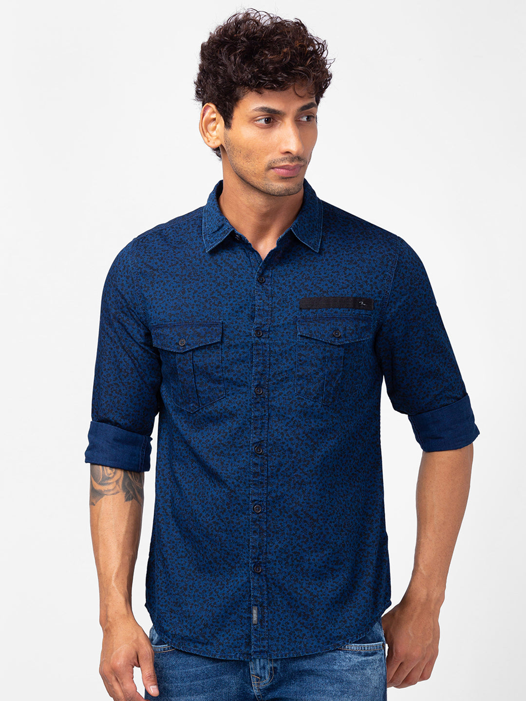 Spykar Men Indigo Blue/Black Cotton Slim Fit Printed Shirts