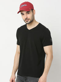 Men Maroon & Blue Solid Cap