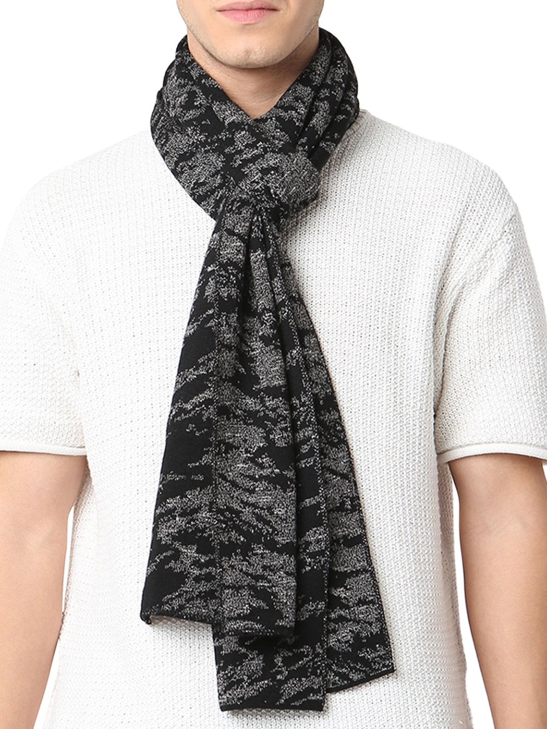 Men Black Muffler