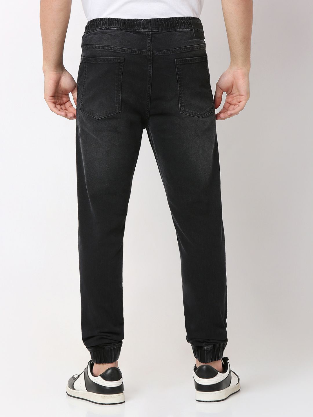 Men Jeans Low Distress Light Fade Mid-Rise