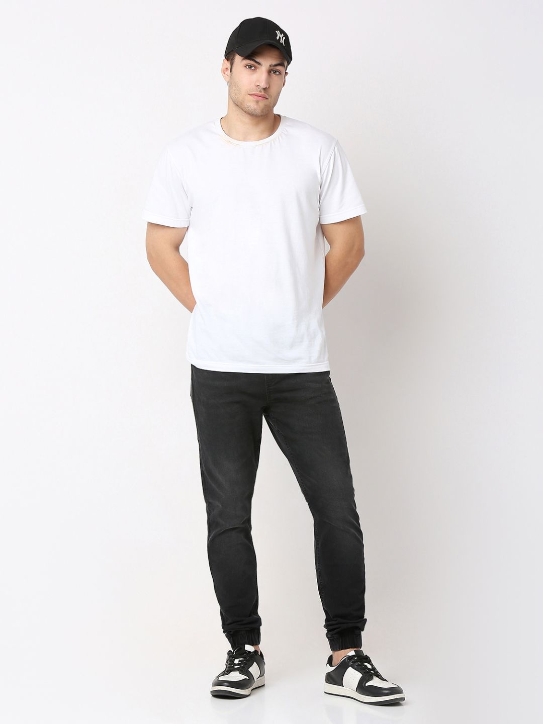 Men Jeans Low Distress Light Fade Mid-Rise