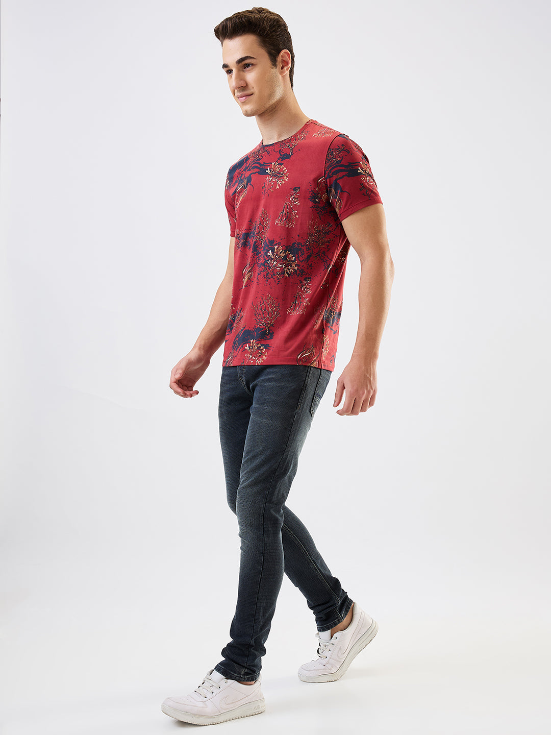 Spykar Slim Fit Low Rise Cotton Jeans For Men