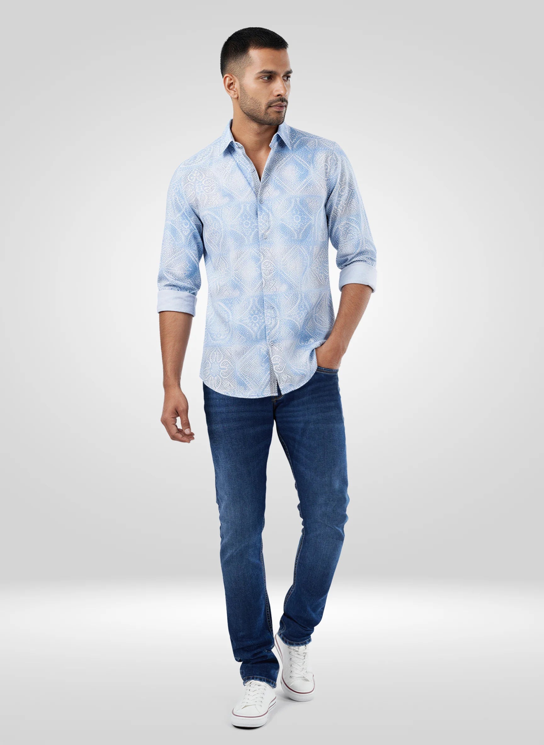 Men Dark Blue Solid Slim Fit Low Rise Jeans