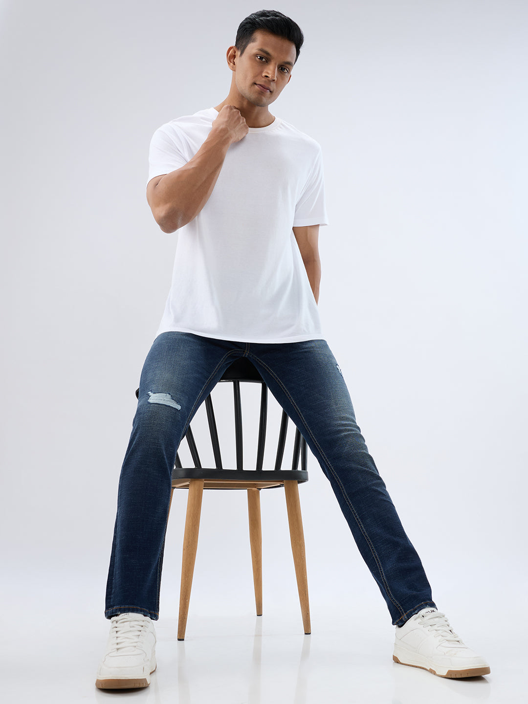 Spykar Dark Blue Slim Fit Low Rise Jeans For Men