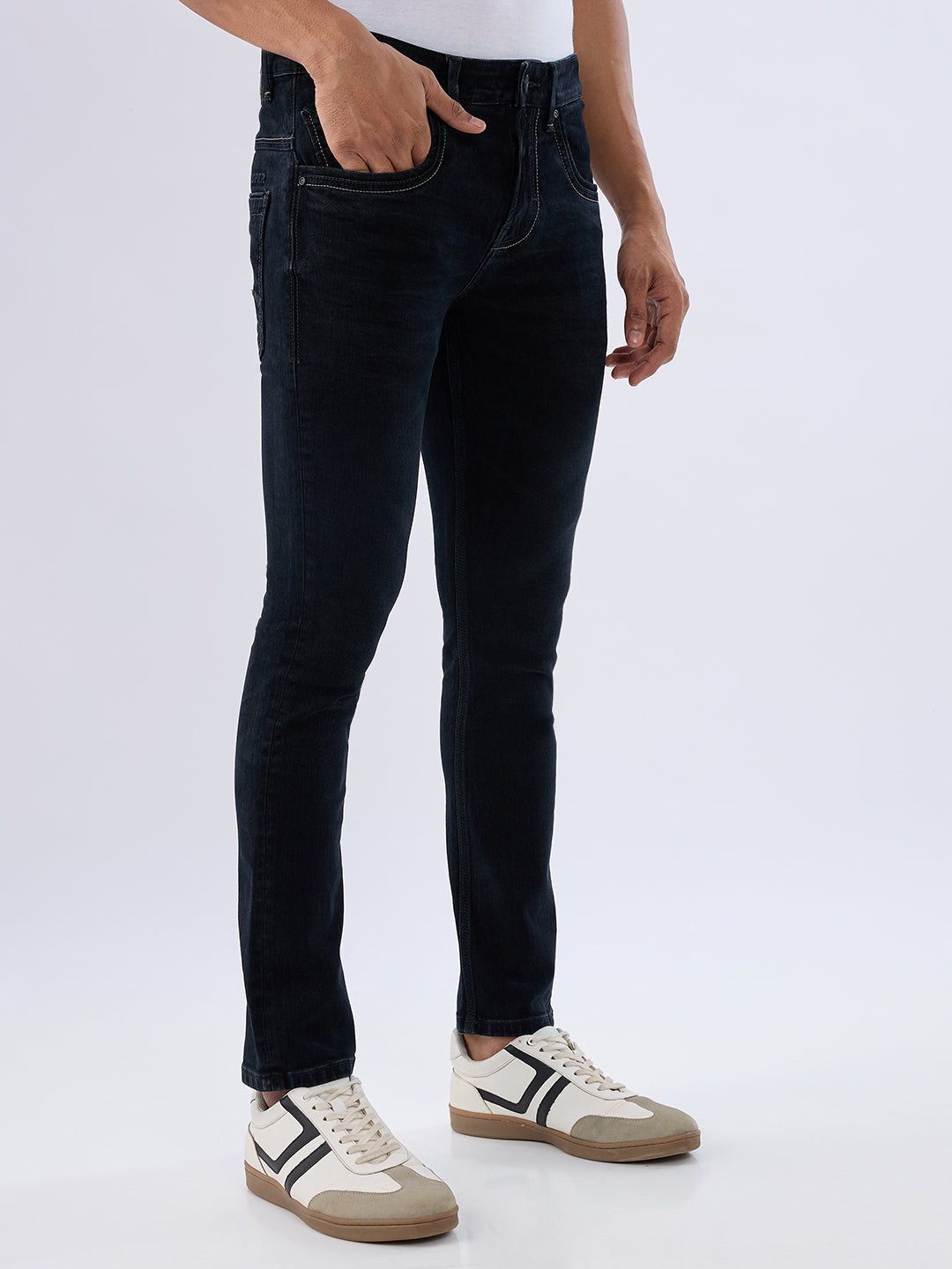 Spykar Black Slim Fit Low Rise Jeans For Men