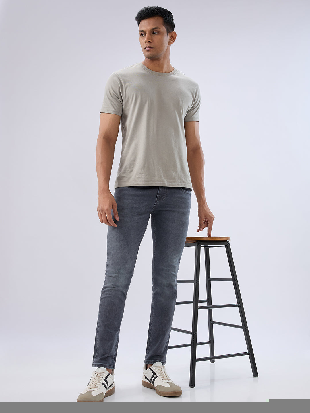 Spykar Grey Slim Fit Low Rise Jeans For Men