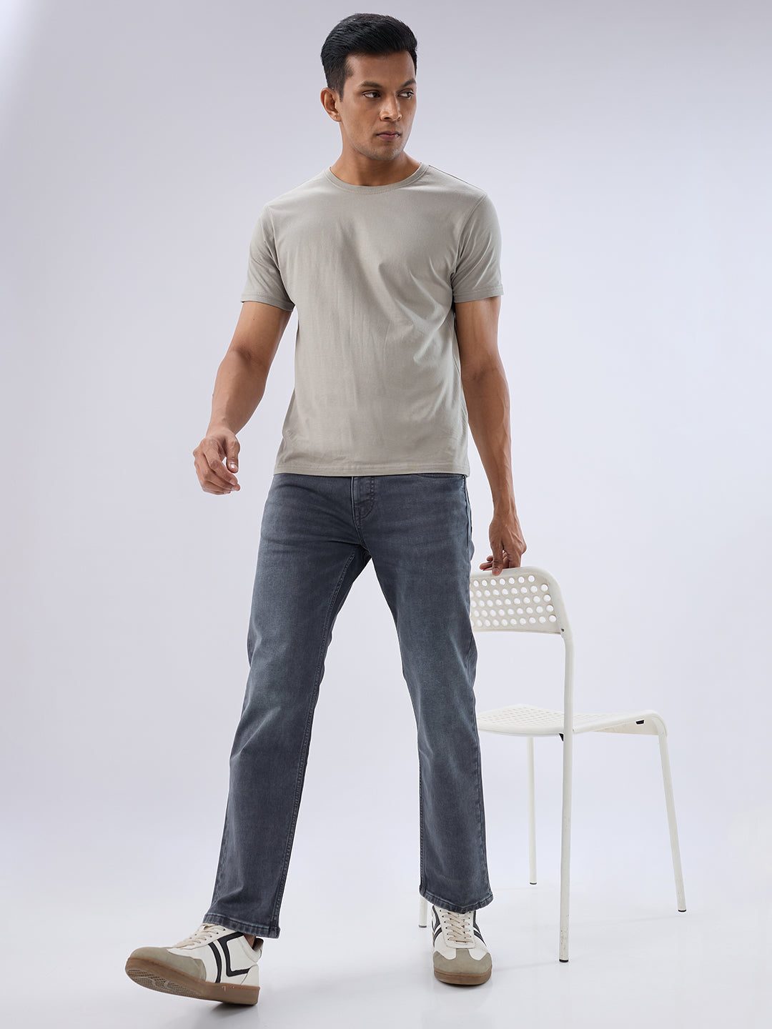 Spykar Grey Comfort Fit Mid Rise Jeans For Men