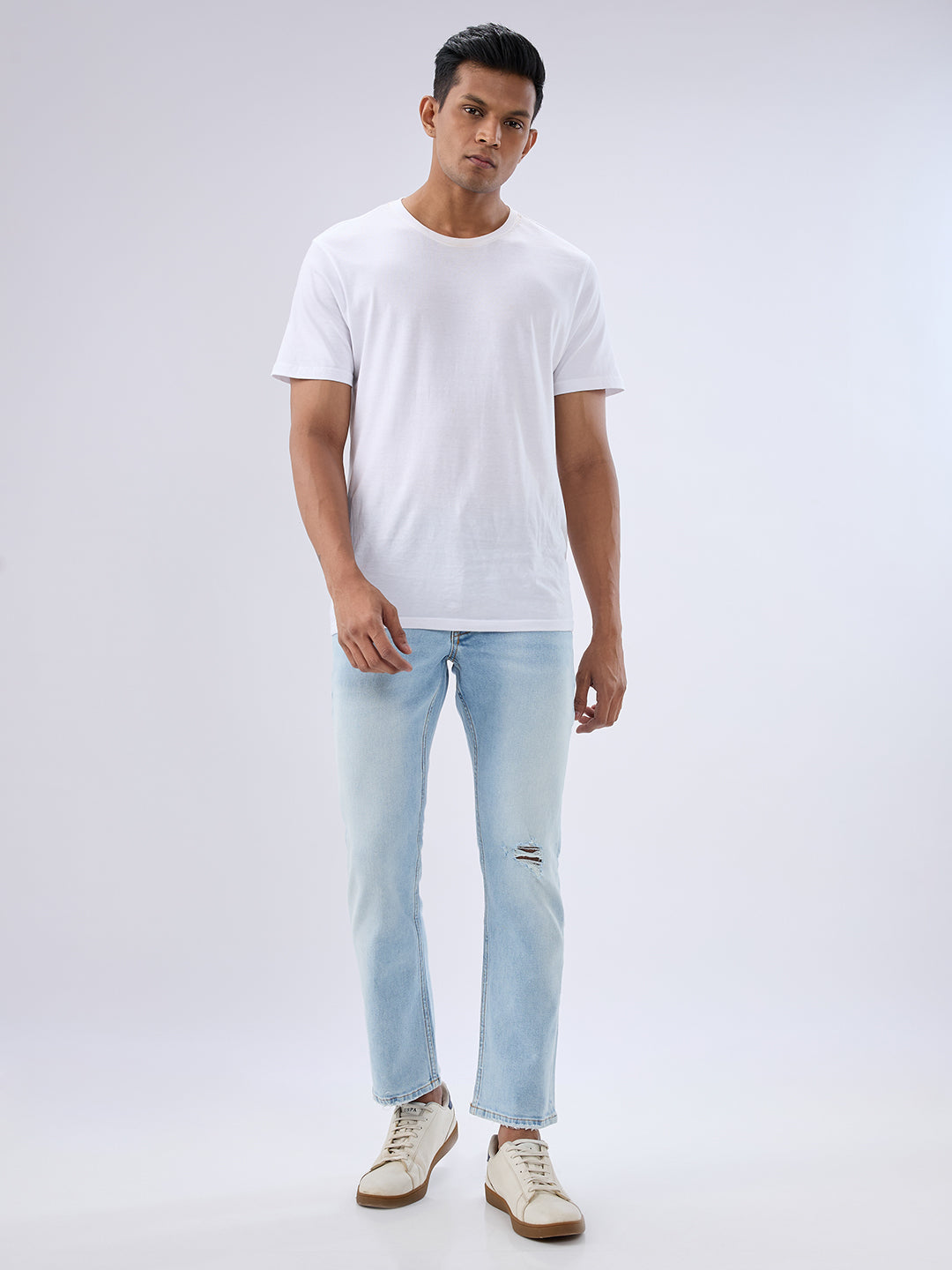 Spykar Light Blue Comfort Fit Mid Rise Jeans For Men