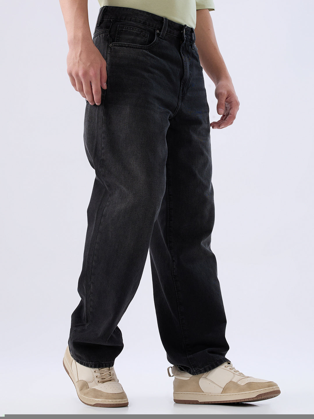 Spykar Carbon Black Loose Fit Low Rise Jeans For Men