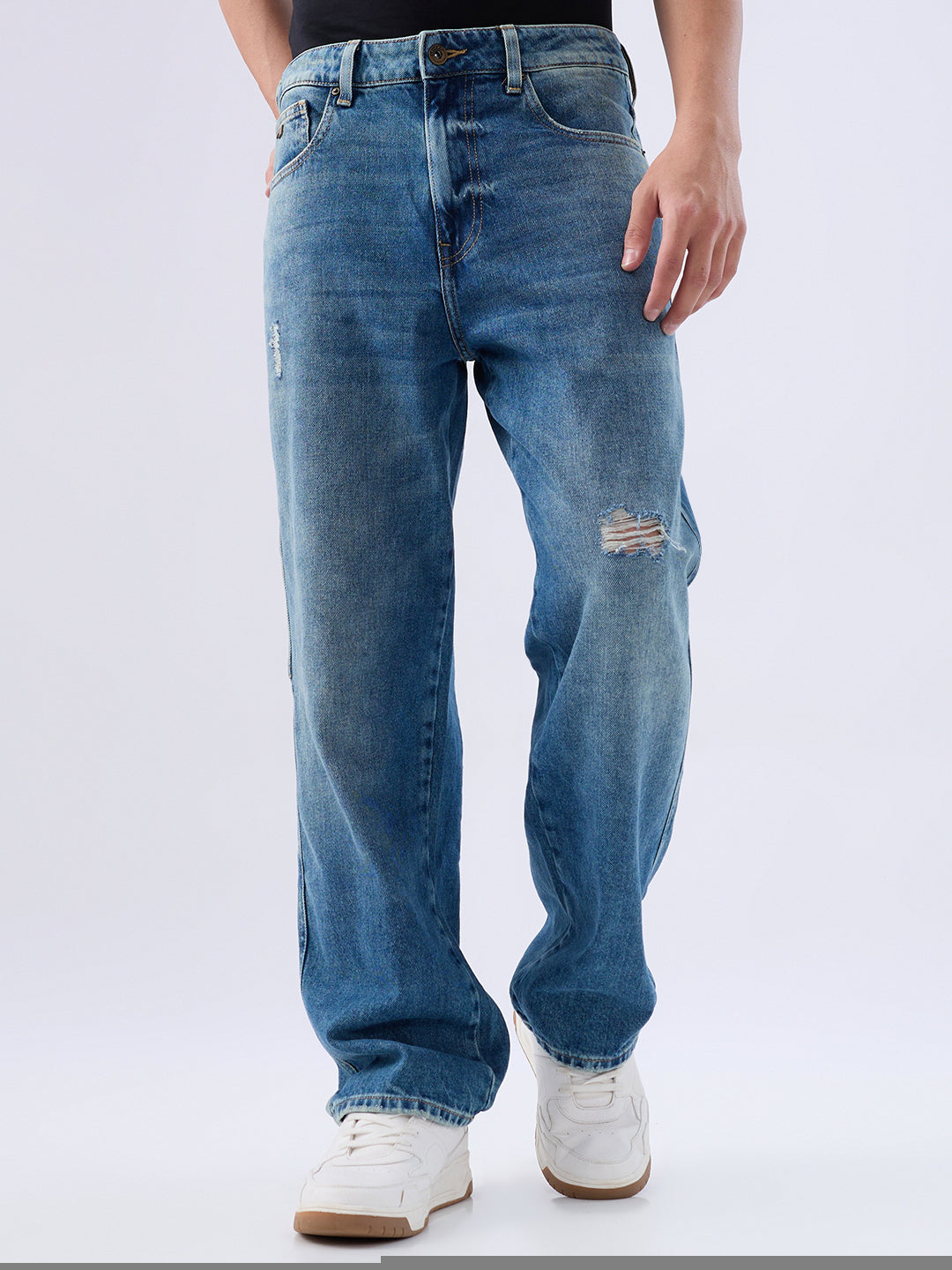 Spykar Mid Blue Loose Fit Low Rise Jeans For Men