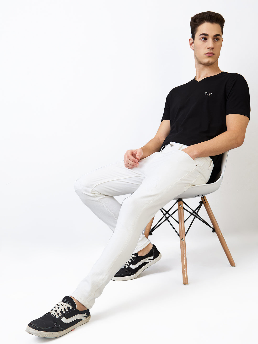 Spykar Slim Fit Mid Rise Cotton Stretch Jeans For Men