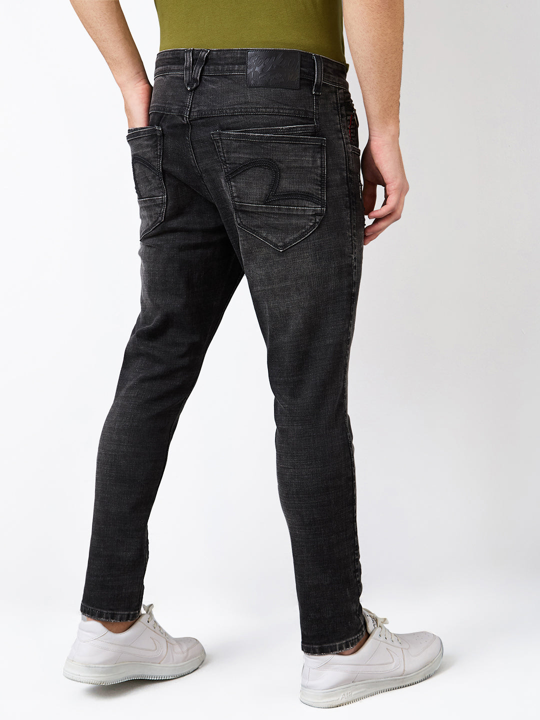 Spykar Slim Fit Mid Rise Cotton Jeans For Men