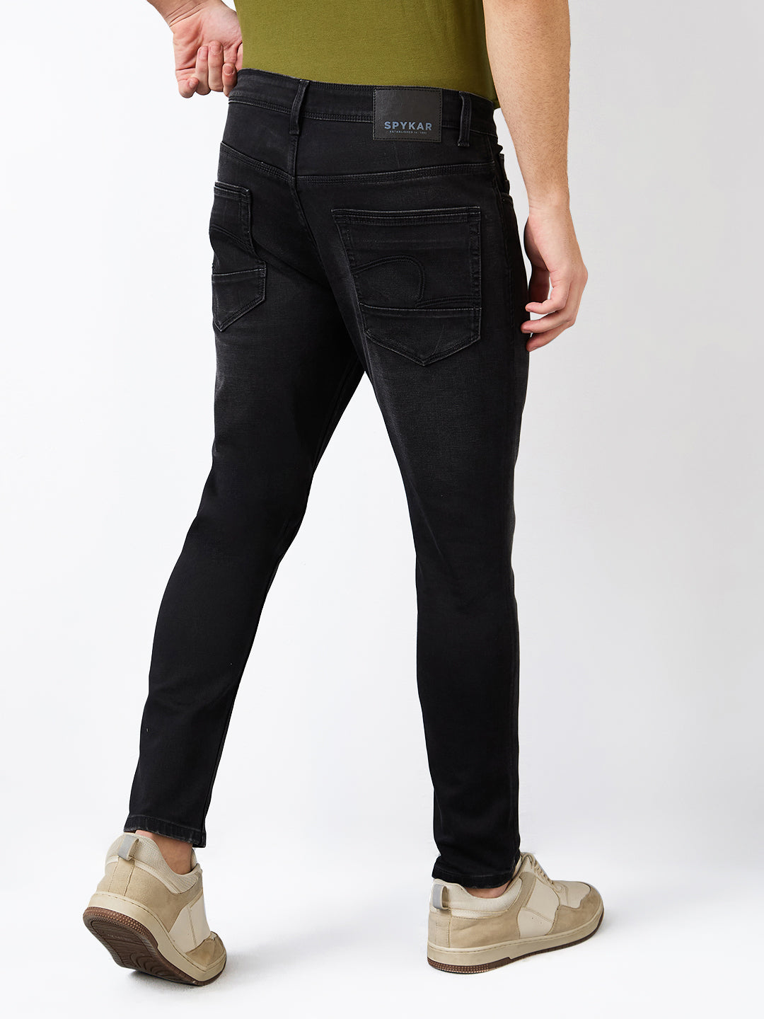 Spykar Slim Fit Mid Rise Cotton Jeans For Men