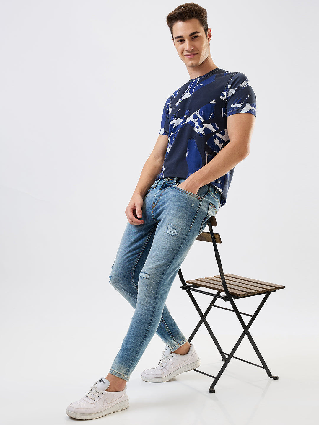 Spykar Slim Fit Mid Rise Cotton Jeans For Men