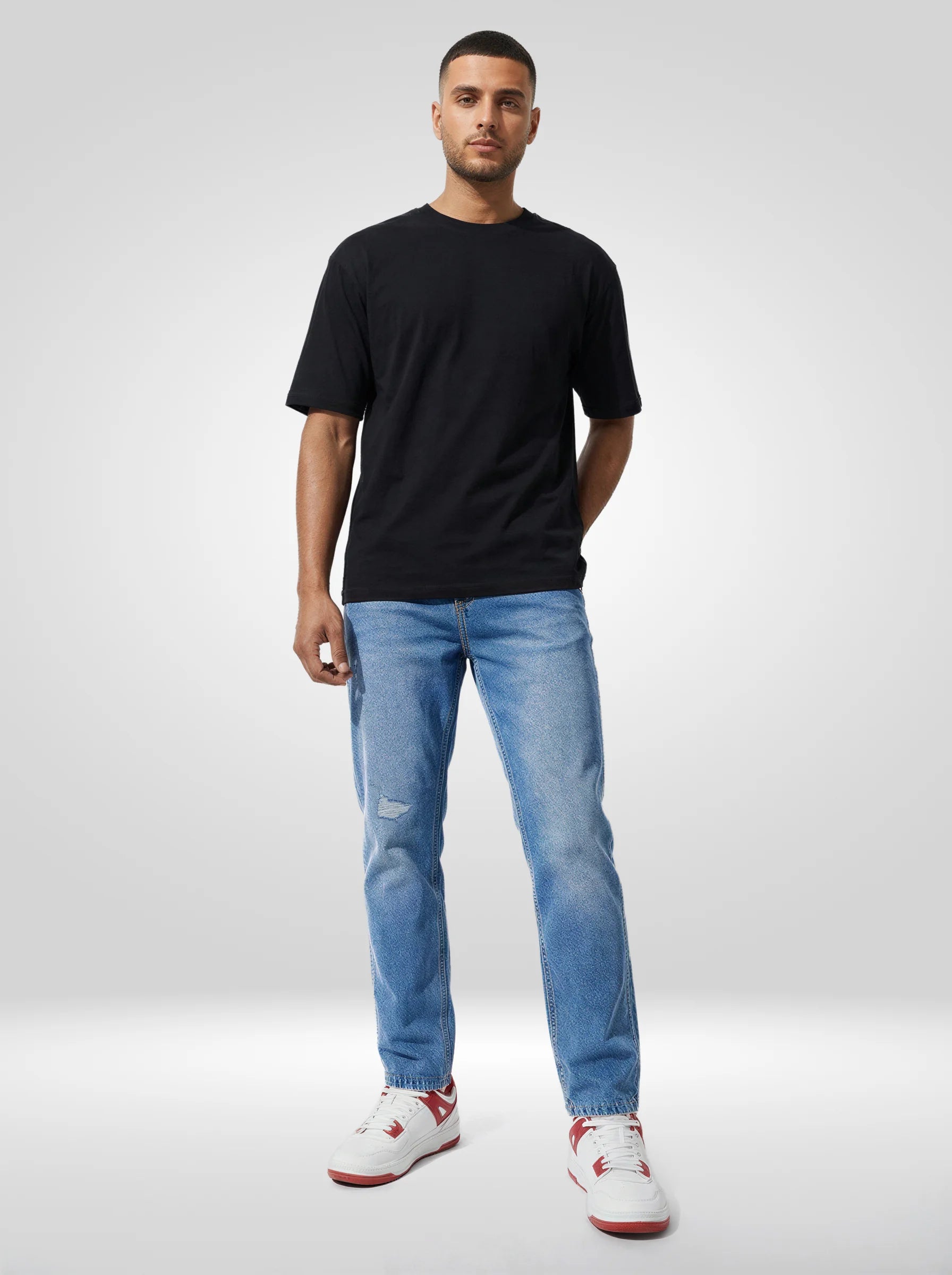 Men Light Blue Solid Slim Fit Mid Rise Jeans