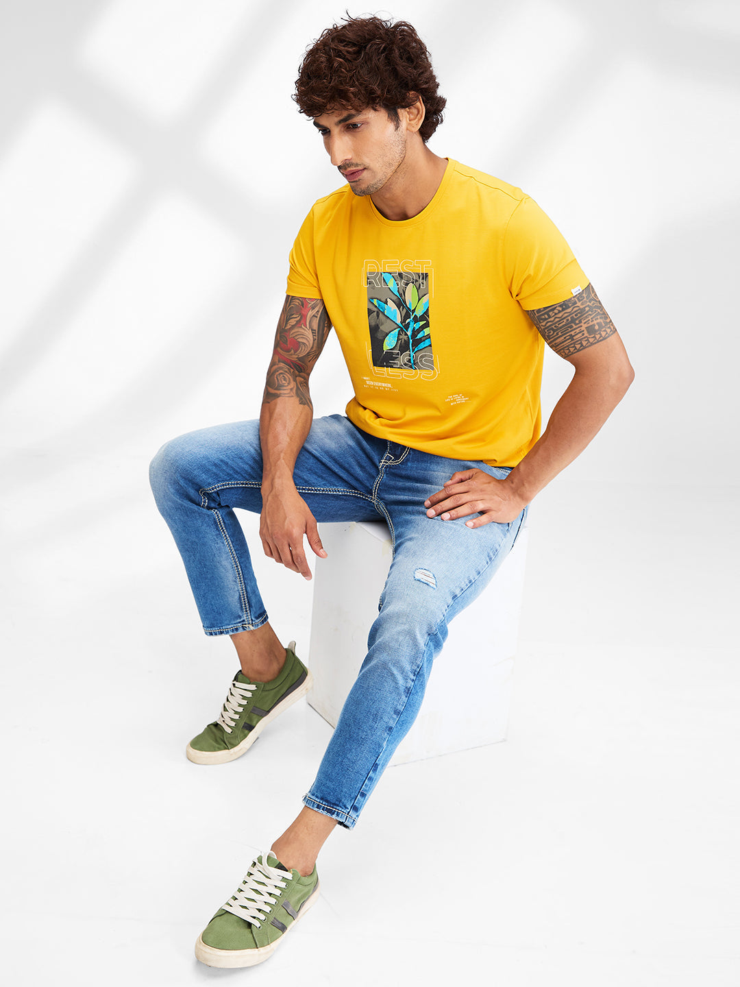 Spykar Blue Slim Fit Mid Rise Jeans For Men