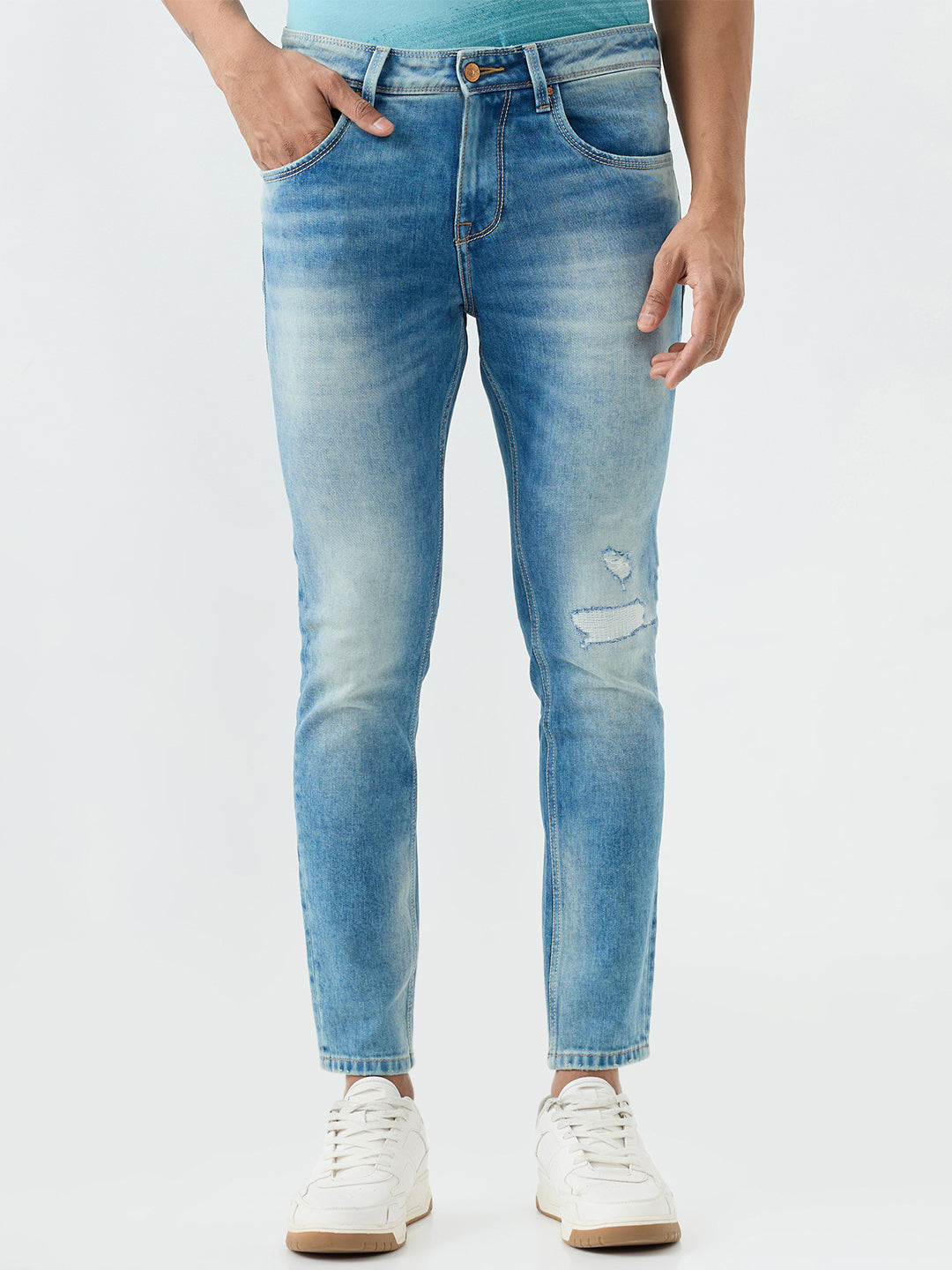 Spykar Light Blue Slim Fit Mid Rise Jeans For Men