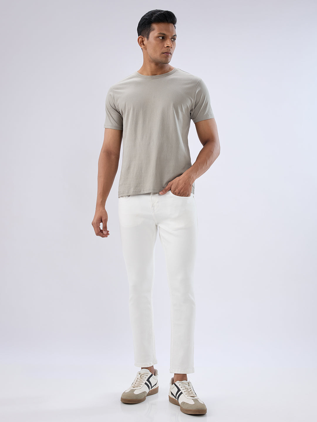 Spykar White Slim Fit Mid Rise Jeans For Men