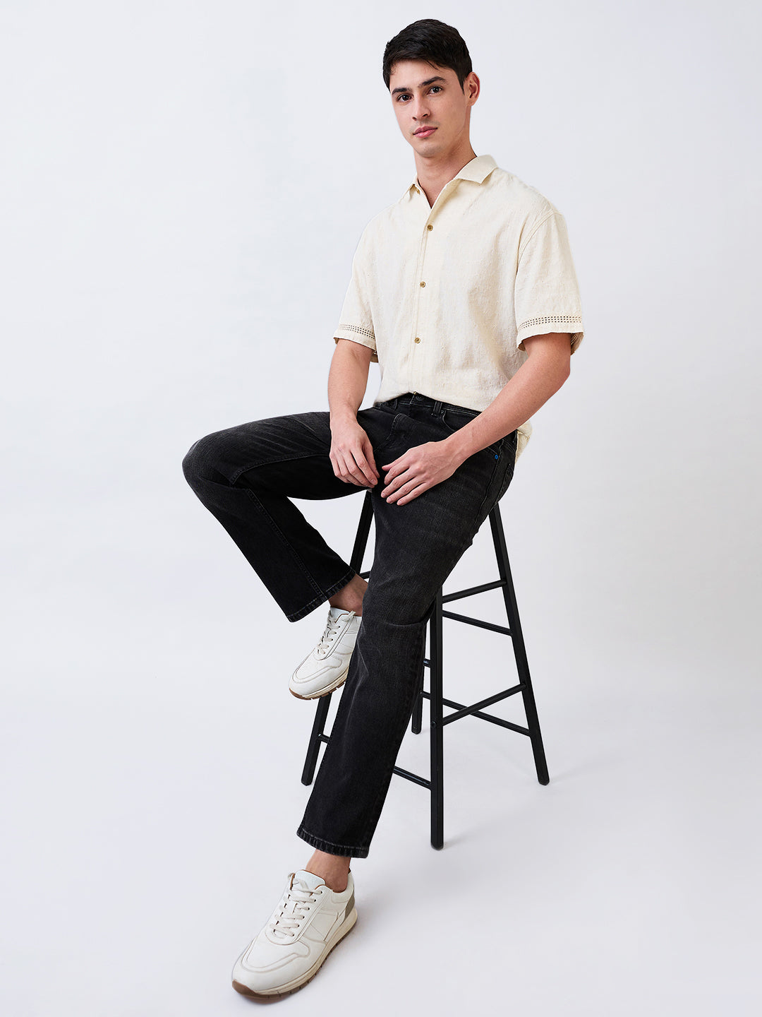 Men Jeans Relaxed Fit Black Mid Rise