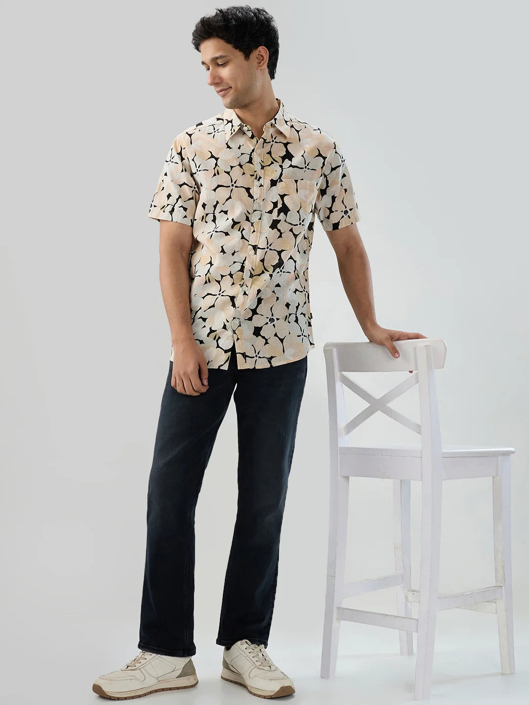 Men Chico Jeans Relaxed Fit Black Mid Rise