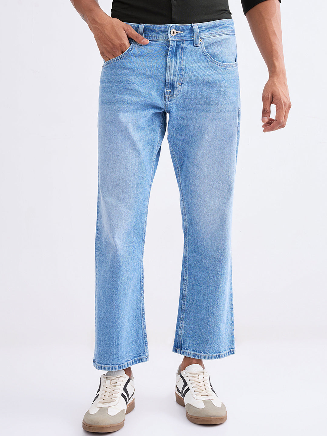 Men Jeans Relaxed Fit Light Blue Mid Rise