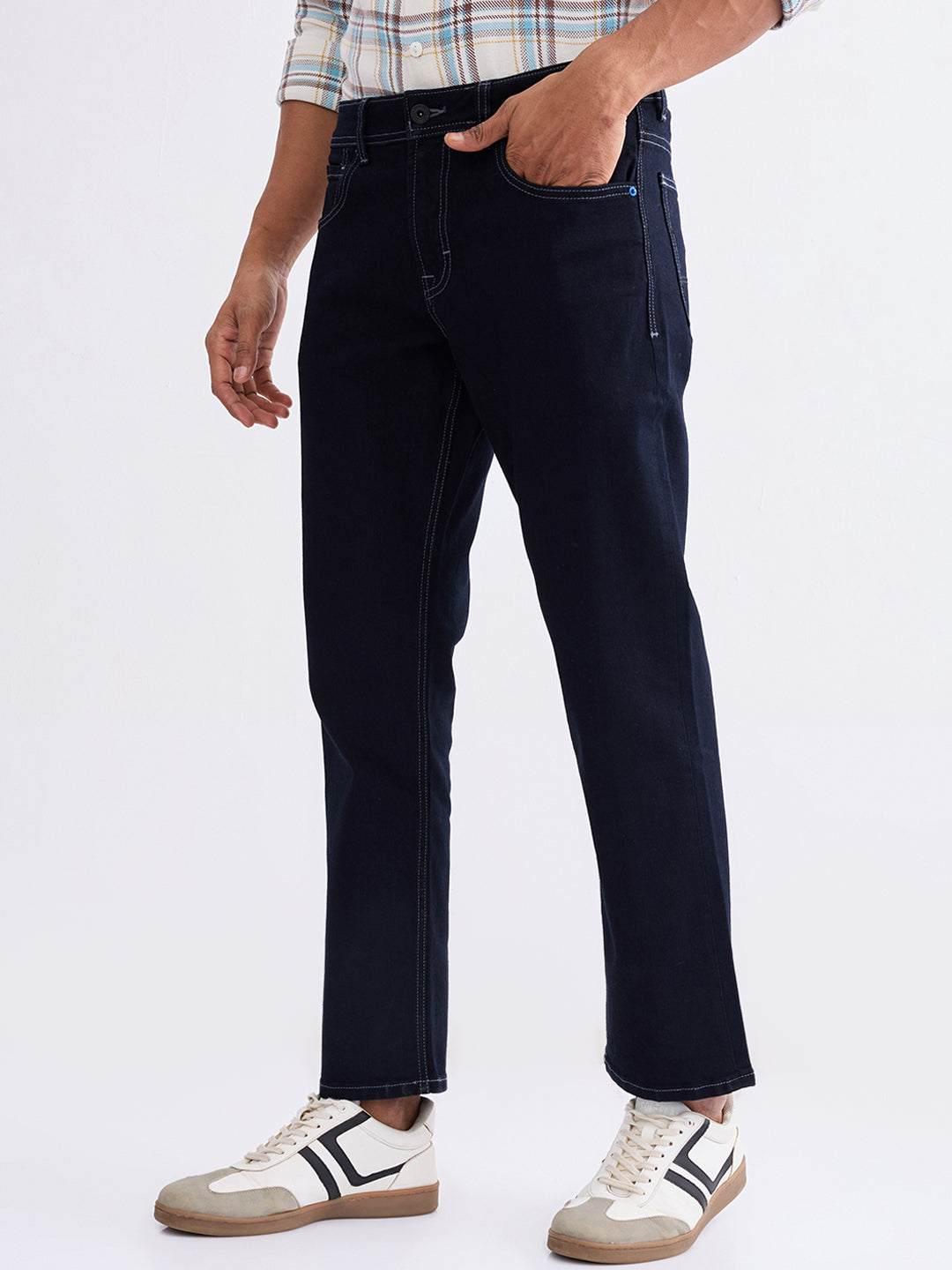 Spykar Raw Blue Mid Rise Comfort Fit Casual Jeans For Men