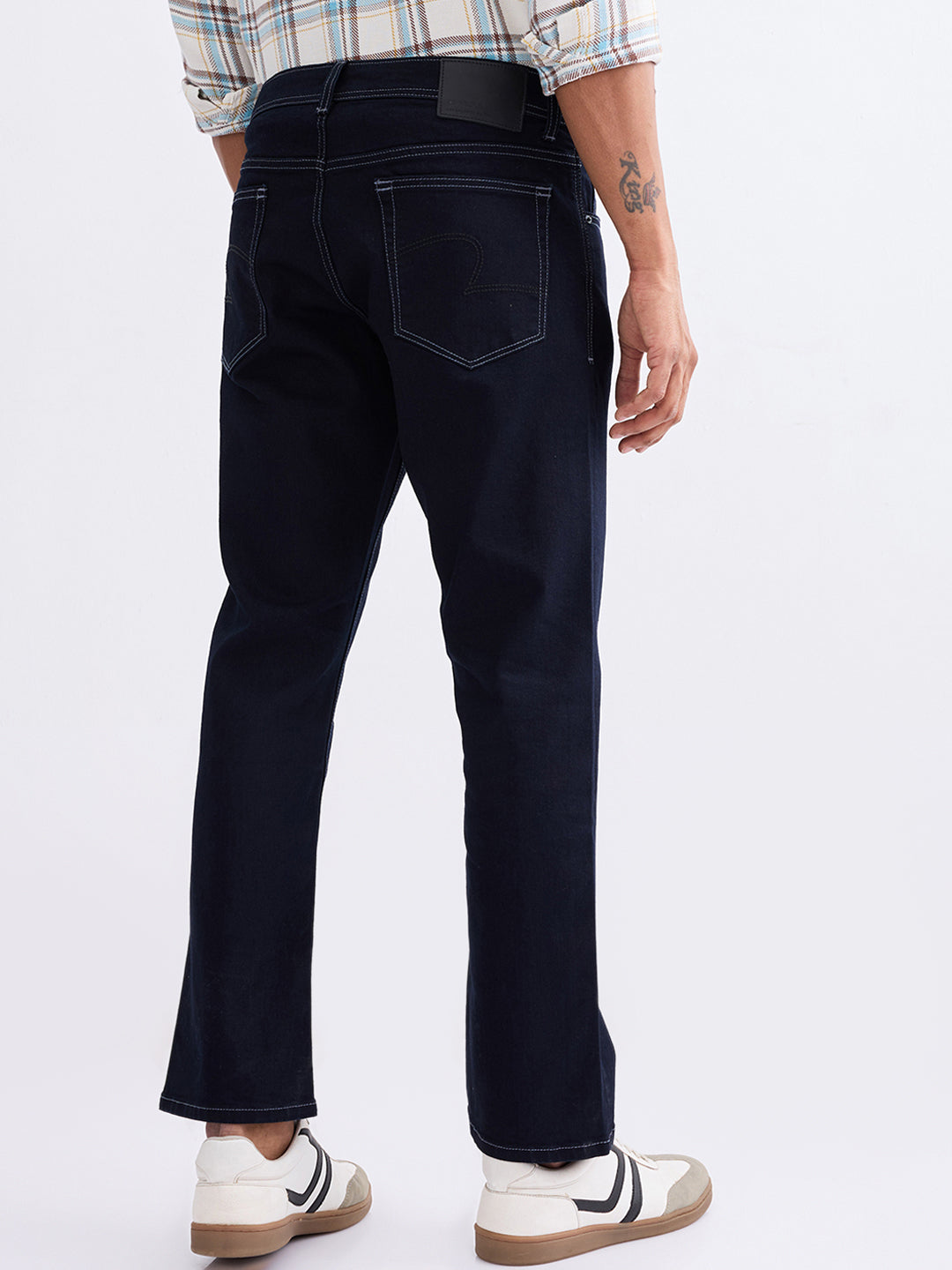 Spykar Raw Blue Mid Rise Comfort Fit Casual Jeans For Men