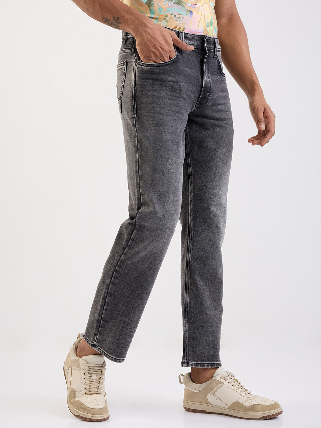 Men Jeans Relaxed Fit Black Mid Rise