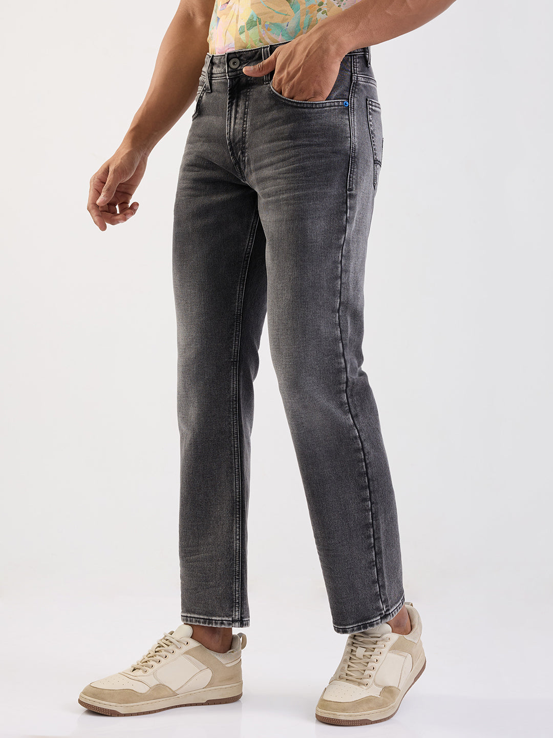 Spykar Charcoal Black Mid Rise Comfort Fit Casual Jeans For Men